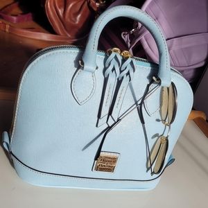 This is a beautiful Dooney and bourke Bitsy